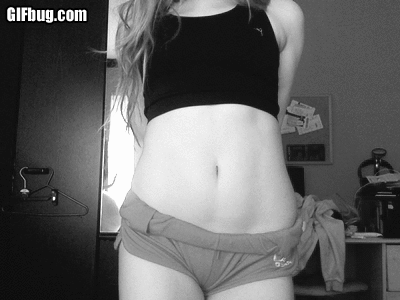 Blonde Hot Teen Spinner Shows Off Her Non-Nude Body picture 1 of 1