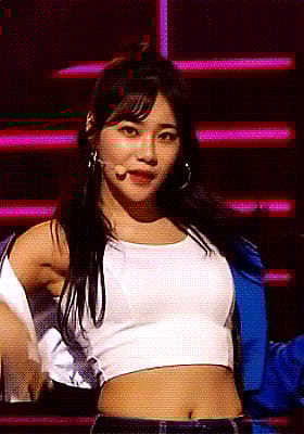 Asian Hottie's Sizzling Stage Show: A Sensual Performance You Can't Miss!'