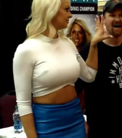 Maryse Ouellet -1/83 -5'8''- 36-25-35''-34D-Bra - 119lbs - 8-Shoe, Wrestling Babes Are Firm, Canadian Wet Cunnilingus! -Yum! Yum!'