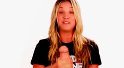 Kaley Cuoco Handjob GIF'