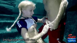 Hot underwater sex 4'