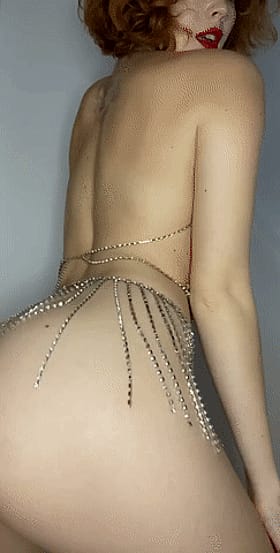 Get Your Ass in Gear with These Sizzling Sexy Chains'