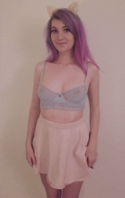 Purple Hair Amateur's Pink Skirt & Bra Show Off Her Sexy Side picture 1 of 1
