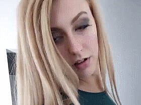 Babes Gone Wild: Nsfw Gif of Blonde Hottie'