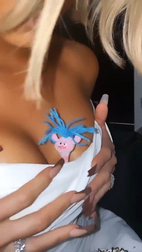 Blonde Big Tits Celebrity Flashes Her Boobs picture 1 of 1