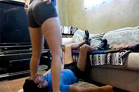 Amateur Babe Gives A Hardcore Kicking'