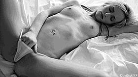 Big Boobs Babe Gets Naked on Bed for NSWF Nude Pussy Fun'
