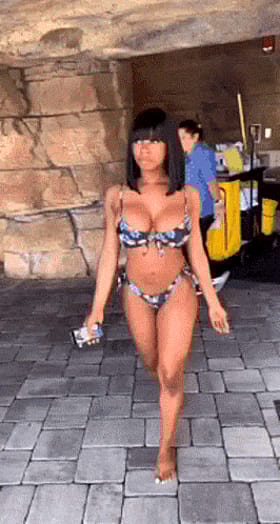 Babes with Big Tits: An Ebony's Guide to Exotic Eroticism'