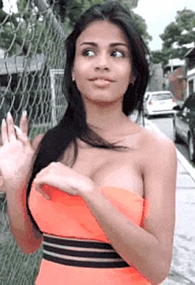 Big Tits Latina Flashing Her Amateur Tease'