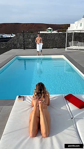 PoppynZach: The best kind of pool party