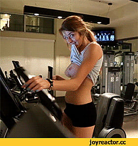 Fitness Freak Gets Naked in the Gym: Wild Workout with No Clothes!'