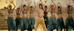 Rani Mukherjee dancing topless'