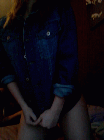 Teen's Tight Jeans: A Sizzling Sensation picture 1 of 1